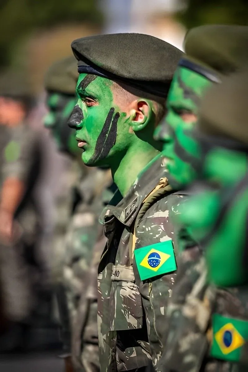 Alunos do Projeto Militar